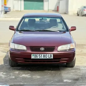 Toyota Camry 1999