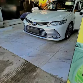 Toyota Camry 2023