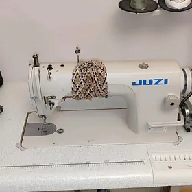 тикин машин Чуки и оверлок