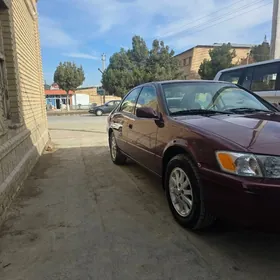 Toyota Camry 2001