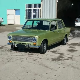 Lada 2104 1985