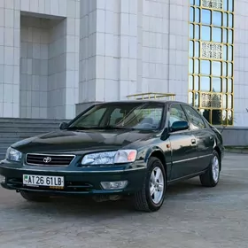 Toyota Camry 2001
