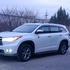 Toyota Highlander 2016