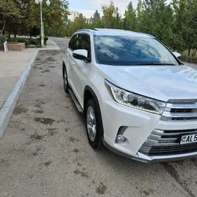 Toyota Highlander 2017