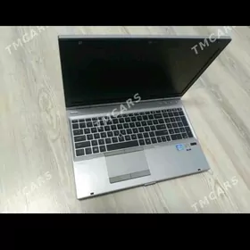Hp i7 noutbook