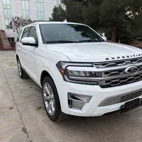 Ford Expedition 2023