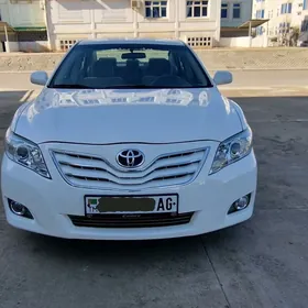 Toyota Camry 2010