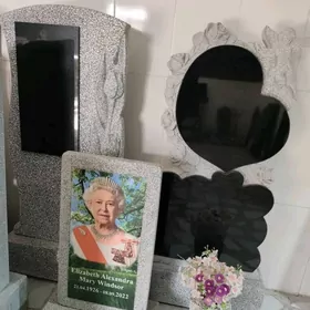 Памятники и Ограды Мрамор