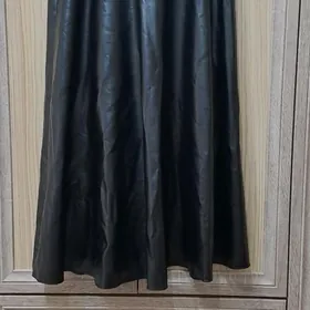юбка из кожзама б/у 44 размера
