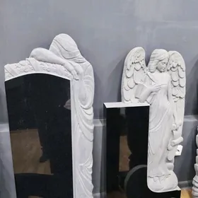 Памятники Портреты Надписи