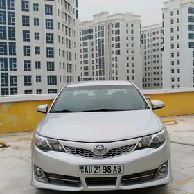 Toyota Camry 2013
