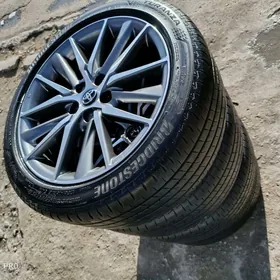 Camry Diska Teker 18