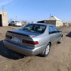 Toyota Camry 1999