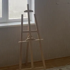 продам мольберт