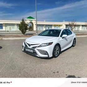 Toyota Camry 2022