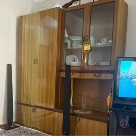 стенка старинная