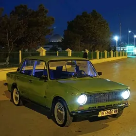 Lada 2104 1980