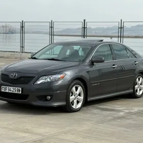 Toyota Camry 2011