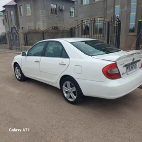 Toyota Camry 2004