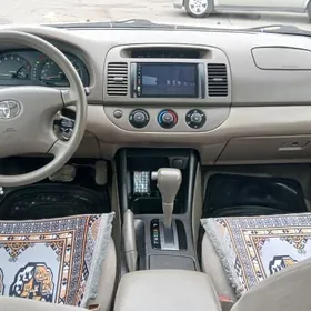 Toyota Camry 2003