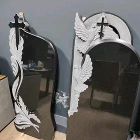 Памятники Портреты Надписи