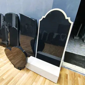 Памятники Baş Daş