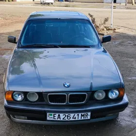 BMW 525 1992