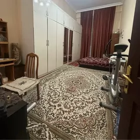 Sowetskiy elitka 3 komnat