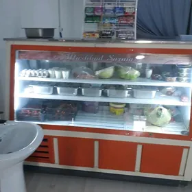 vetrina holodilnik iran