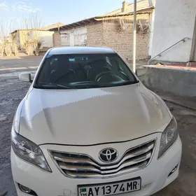 Toyota Camry 2010