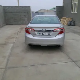 Toyota Camry 2012