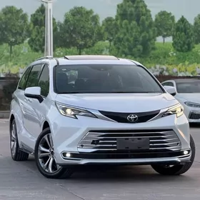 Toyota Sienna 2025