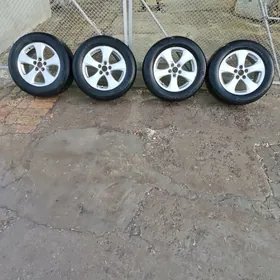 Toyota Sienna 17 lik