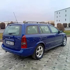 Opel Astra 2004