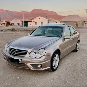 Mercedes-Benz E320 2003