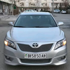 Toyota Camry 2011