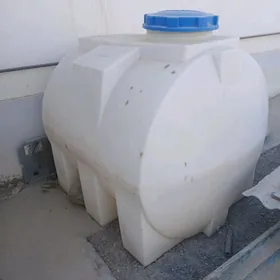 Suw boçka plastik 2 tonlyk