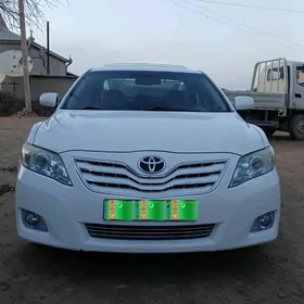 Toyota Camry 2011
