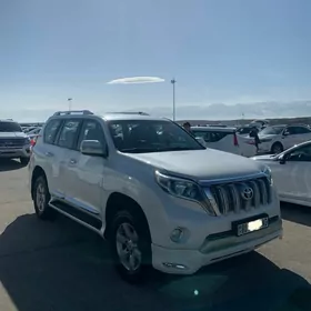 Toyota Land Cruiser Prado 2014