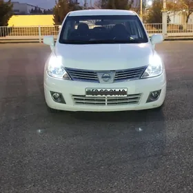 Nissan Versa 2010