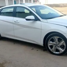 Hyundai Elantra 2021