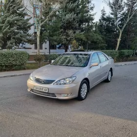 Toyota Camry 2005