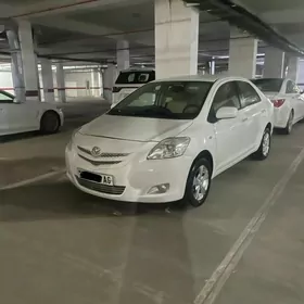 Toyota Yaris 2007