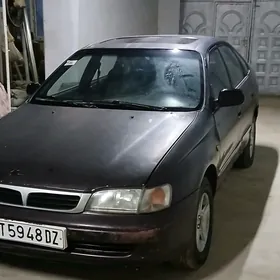 Toyota Carina 1996