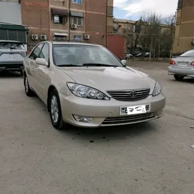 Toyota Camry 2005