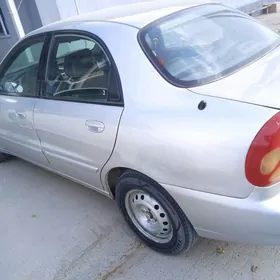 Daewoo Lanos 2002
