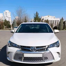 Toyota Camry 2017