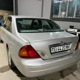 Toyota Avalon 2000