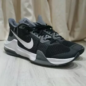 мужские кроссовки