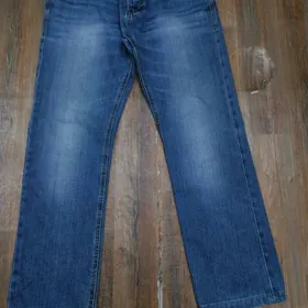 ДЖИНСЫ И ТУФЛИ